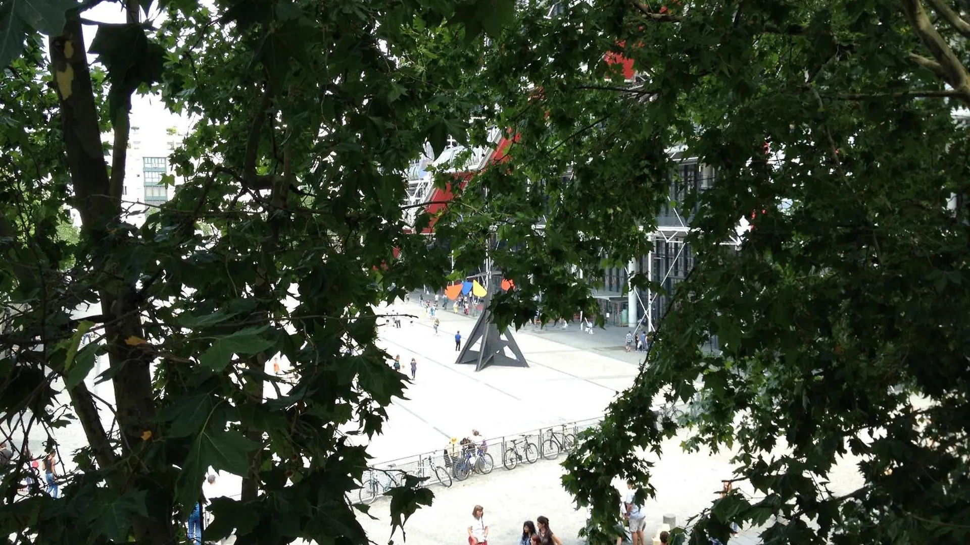Suite Independante Studio Top Centre Marais Paris Bed & Breakfast
